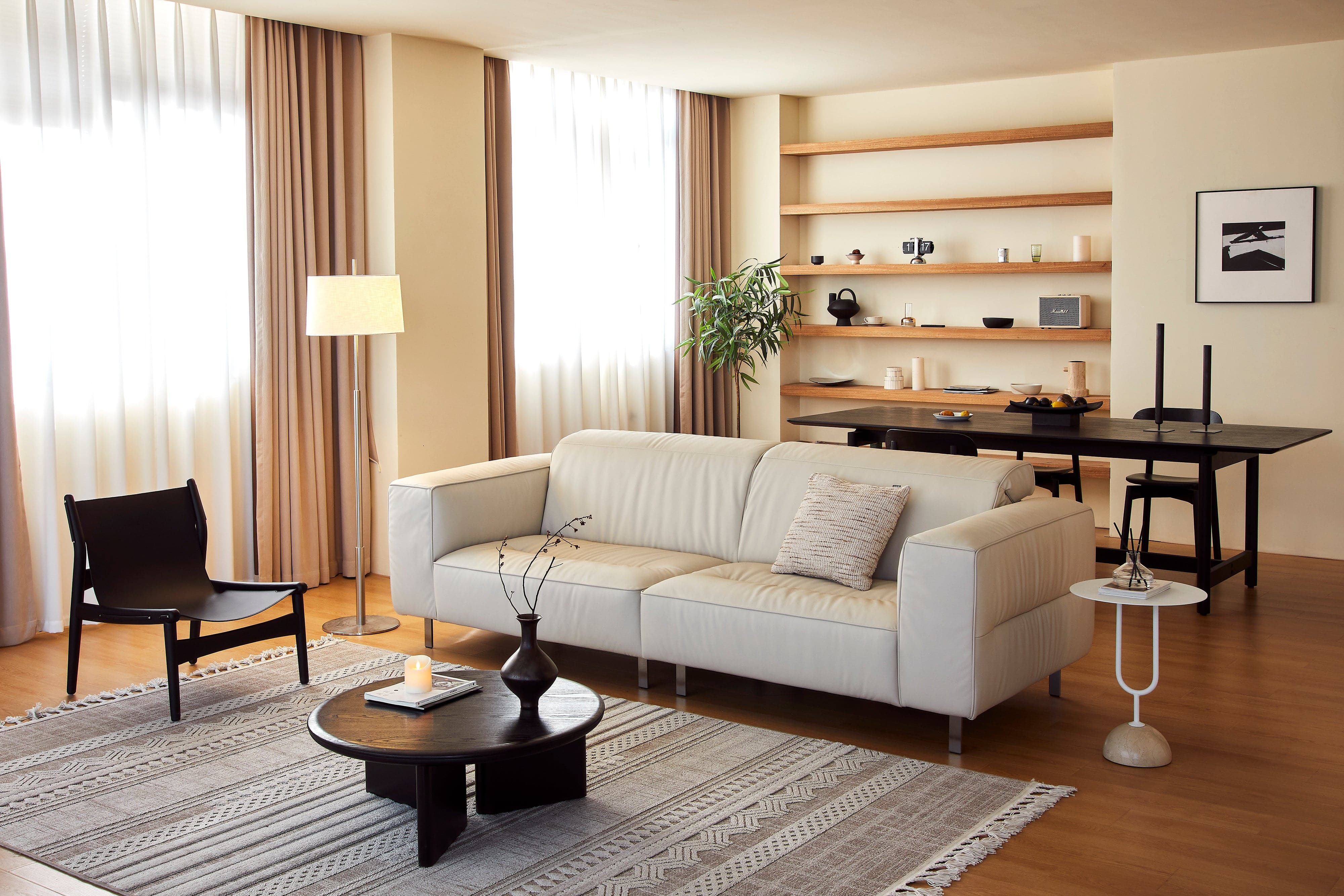 Butter Sofa with Headrests - grado