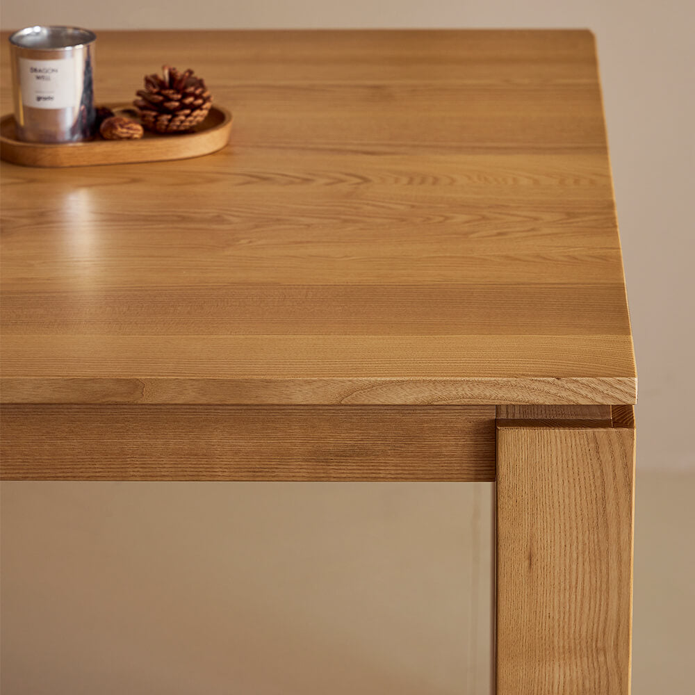 Gala Dining Table