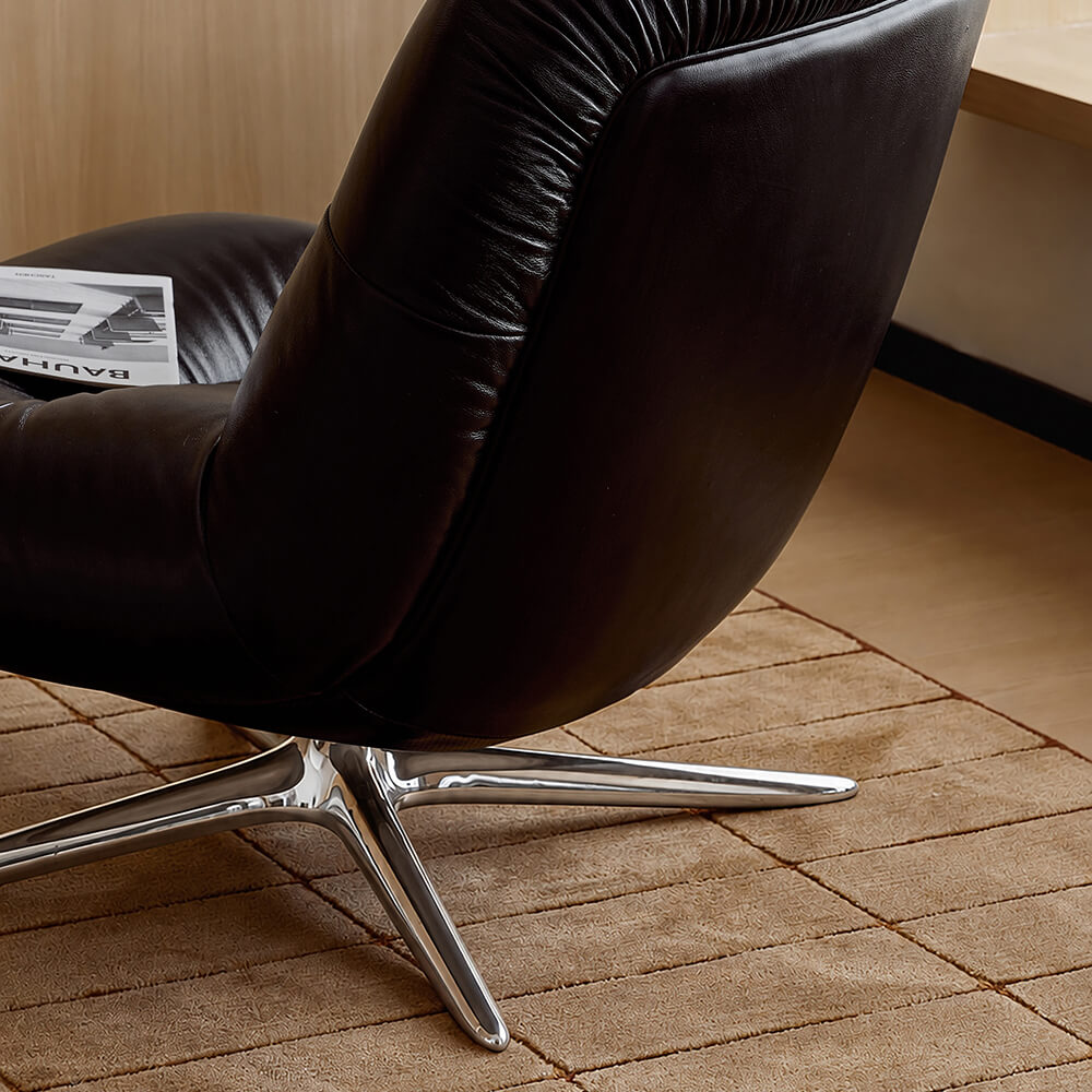 Hibiscus Lounge Chair