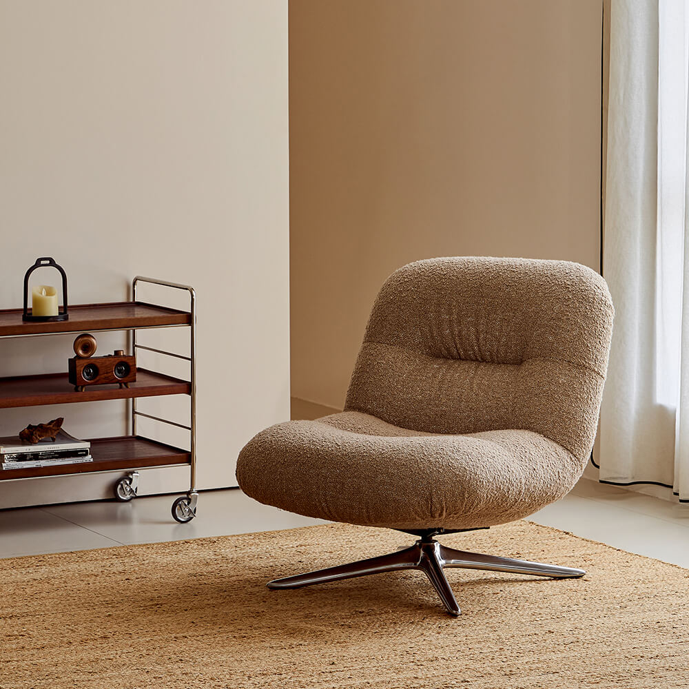 Hibiscus Lounge Chair