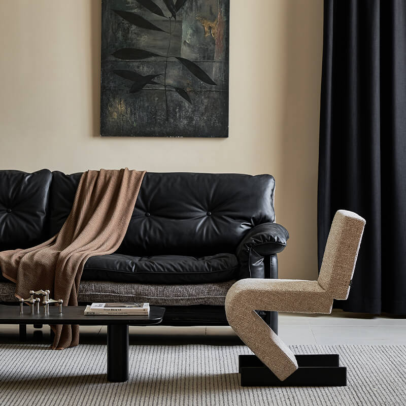 Zhi Chair