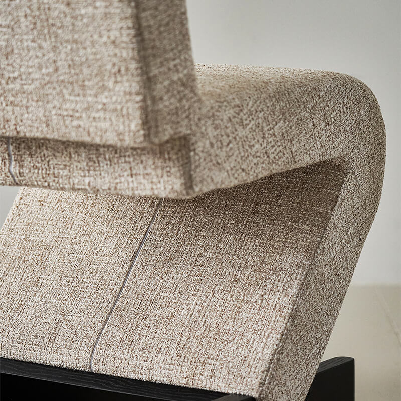 Zhi Chair