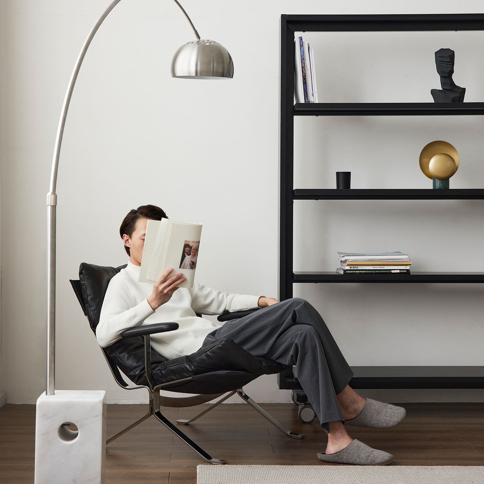 armchair-EASY TO CLEAN - The soft cushion and frame are separated and can be easily disassembled for daily cleaning.SUITABLE FOR VARIOUS SPACES - Perfect for balcony, living room, bedroom, office, and reception area.