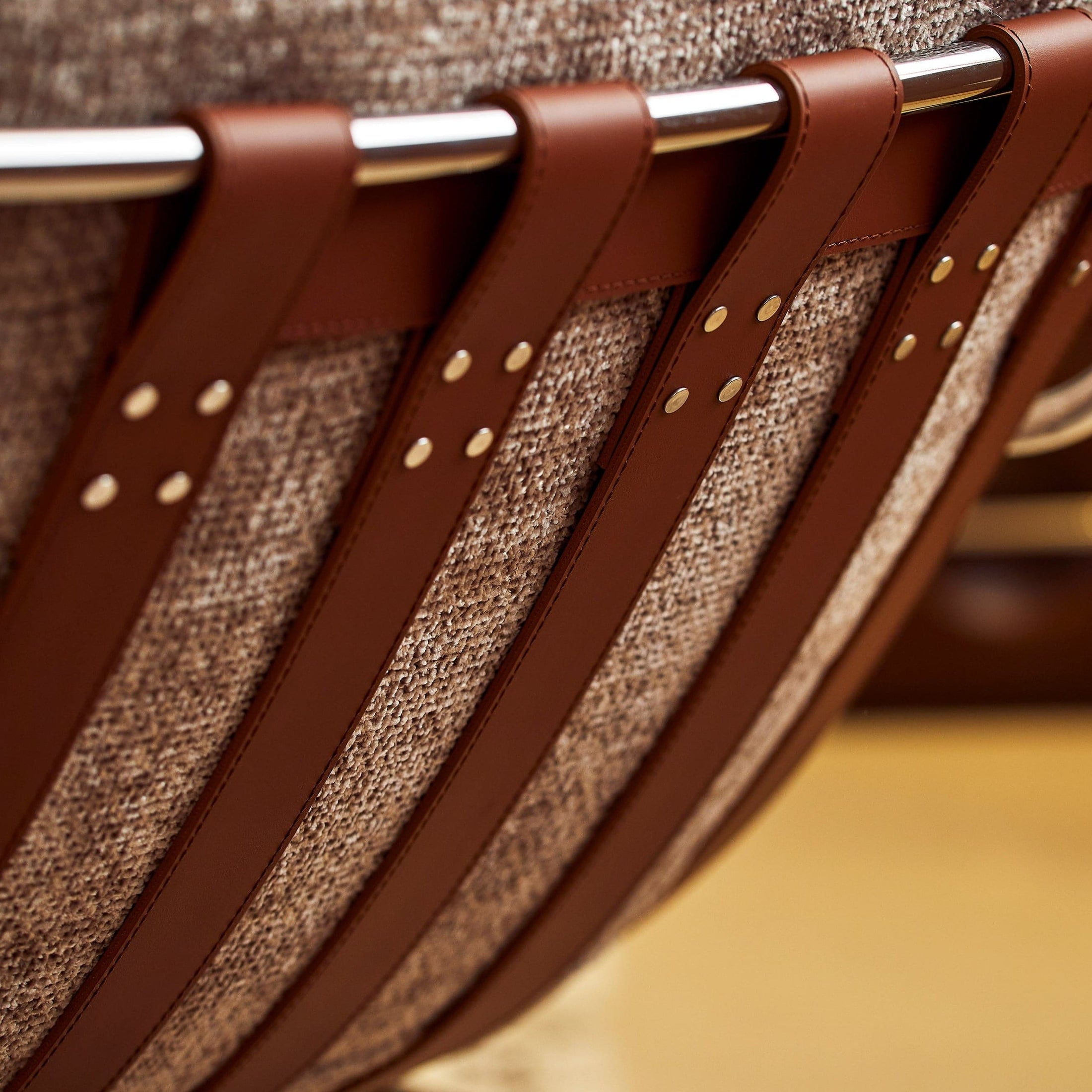 Fika Upholstered Lounge Chair | gradodesign