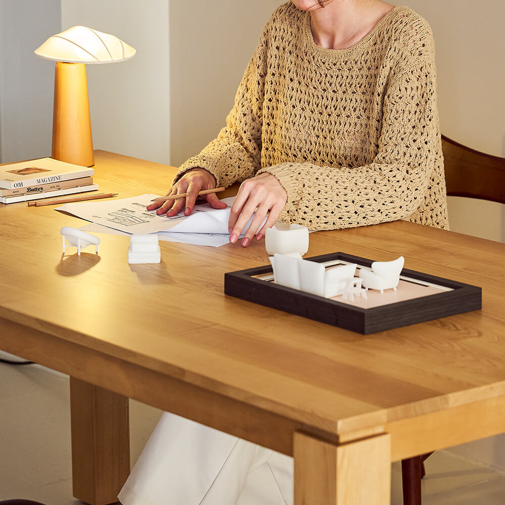 Gala Dining Table