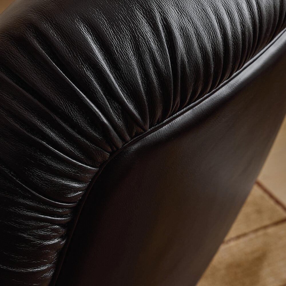 Hibiscus Lounge Chair