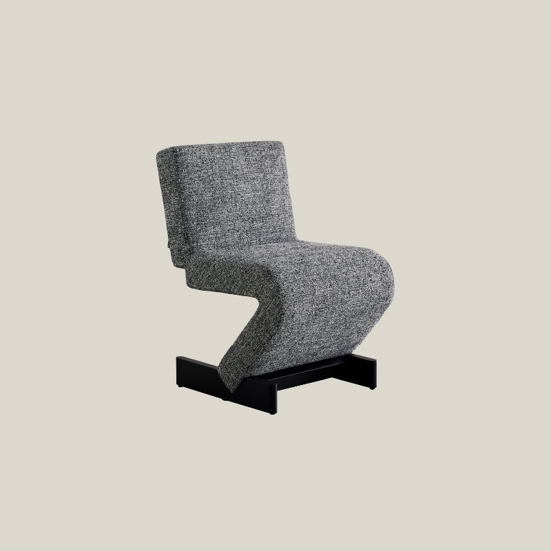 Zhi Chair